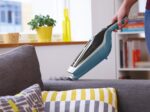 Black & Decker 14.4V 28.8Wh 2 in 1 Cordless Stick Vacuum, SVA420B-B5 - Image 6
